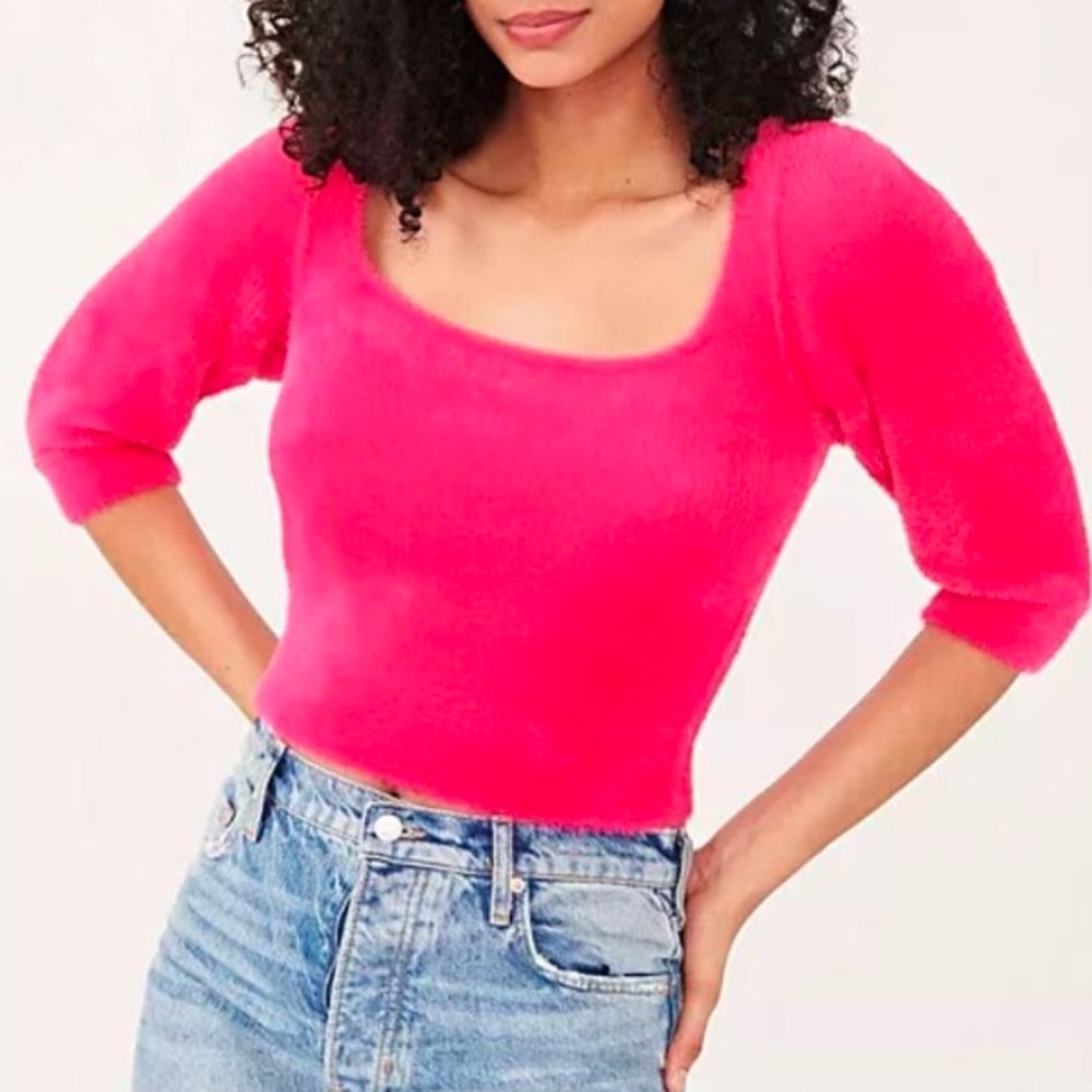 Free People 3/4 length sleeve “Moonbeam Pullover” fuzzy top size Small